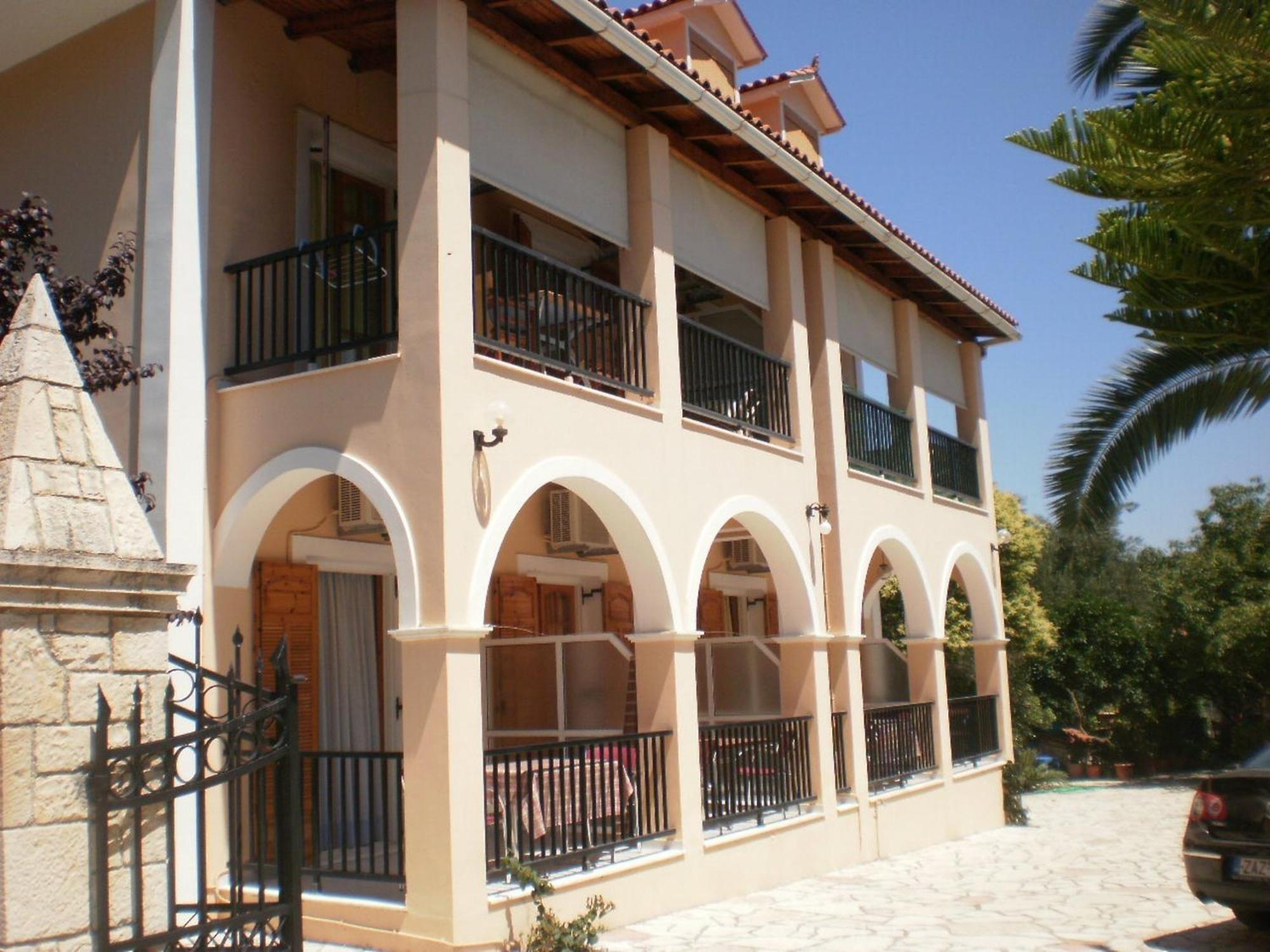 Loukas Inn Family Resort Keri Kamer foto